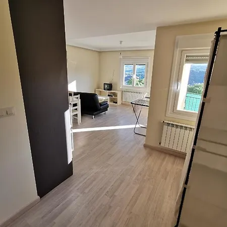 Apartamento Soleado Con Vistas Al Castillo Appartamento Viana do Bolo